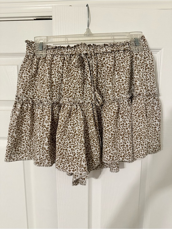She + Sky Dresses & Skirts - She + Sky Brown Floral Tiered Mini Skort